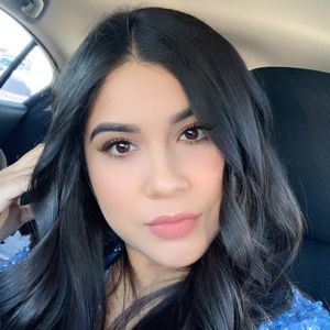 Meet your Posher, Monica